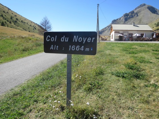 Col Du Noyer